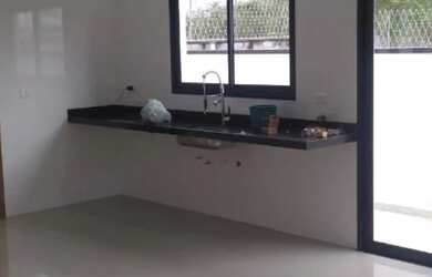 Imagem: A casa em condomínio possui 3 Dormitórios, 4 Banheiros, 4