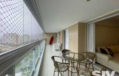 Imagem: O apartamento possui 3 Dormitórios, 1 Banheiro, 2 Vagas na