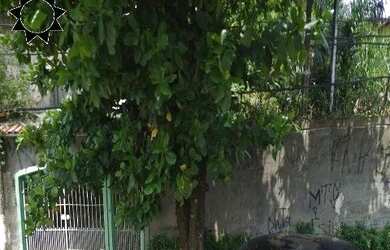 Imagem: A casa possui 1 Dormitório, 1 Banheiro, 150m² de Área e