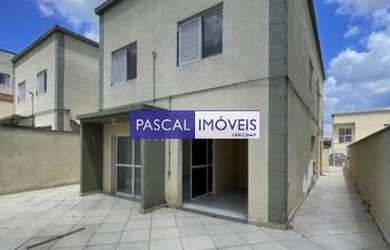 Imagem: A casa em condomínio possui 4 Dormitórios, 5 Banheiros, 3