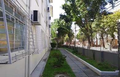 Imagem: O apartamento à venda possui 2 Dormitórios, 1 Banheiro e 46m²