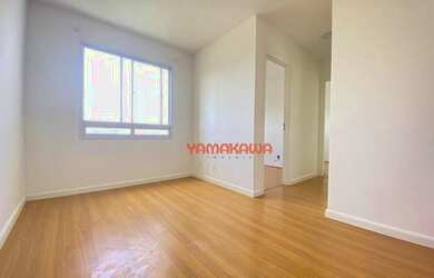 Imagem: O apartamento possui 2 Dormitórios, 1 Banheiro, 1 Vaga na garagem