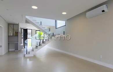 Imagem 16: Venda Casa com 310,00 metroQuadrado, 5 dormitório s , 2 vaga s . Swiss...