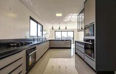 Imagem 5: Venda Casa com 540,00 metroQuadrado, 4 dormitório s , 2 vaga s . Swiss...