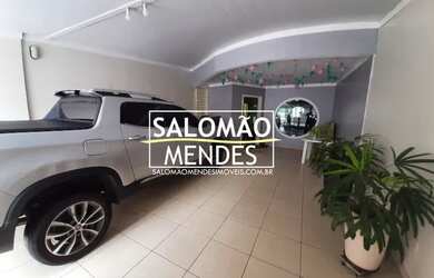 Imagem: A casa possui 3 Dormitórios, 5 Banheiros, 5 Vagas na garagem