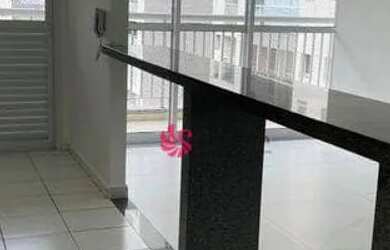 Imagem: O apartamento possui 1 Dormitório, 1 Banheiro, 1 Vaga na garagem