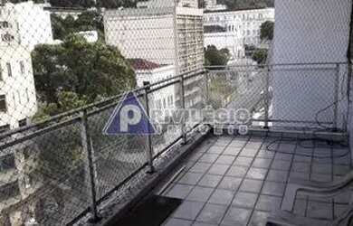 Imagem: O apartamento à venda possui 3 Dormitórios, 2 Banheiros, 2