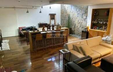 Imagem 13: Sobrado Maravilhoso no miolo do Jardim da Saúde