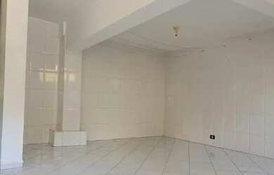 Imagem: A casa possui 2 Dormitórios, 1 Banheiro, 121m² de Área e