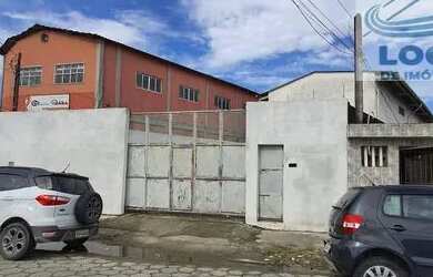 Imagem 3: Alugo amplo galpão em ótima localização em São Vicente