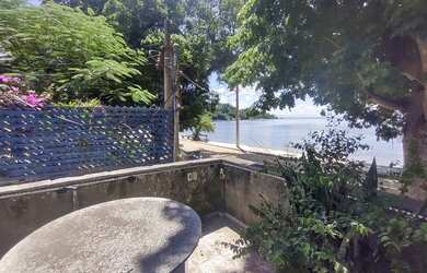 Imagem: A casa possui 2 Dormitórios, 1 Banheiro, 90m² de Área e