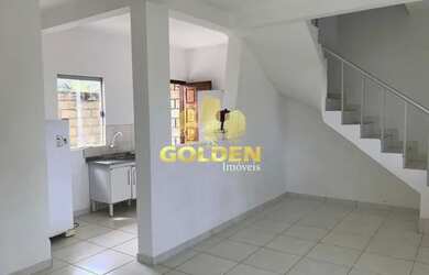 Imagem: A casa em condomínio possui 3 Dormitórios, 2 Banheiros, 2