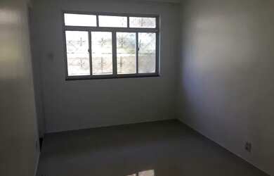 Imagem: O apartamento possui 2 Dormitórios, 1 Banheiro e está localizado