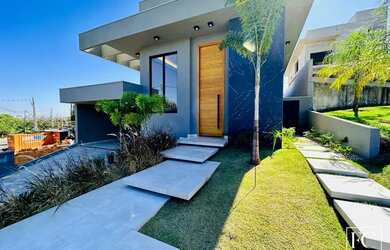 Imagem: A casa em condomínio possui 3 Dormitórios, 5 Banheiros, 2