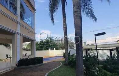 Imagem: A casa possui 3 Dormitórios, 3 Banheiros, 3 Vagas na garagem