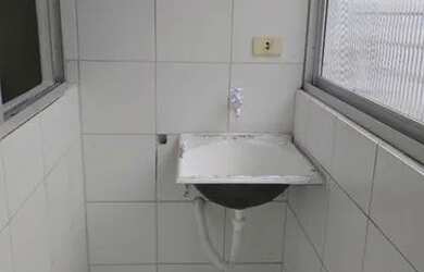 Imagem: O apartamento possui 1 Dormitório, 1 Banheiro, 1 Vaga na garagem