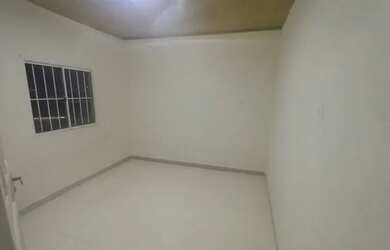 Imagem: A kitnet possui 1 Dormitório, 1 Banheiro e está localizado