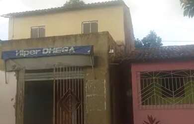 Imagem: A casa possui 3 Dormitórios, 2 Banheiros e 1 Vaga na garagem