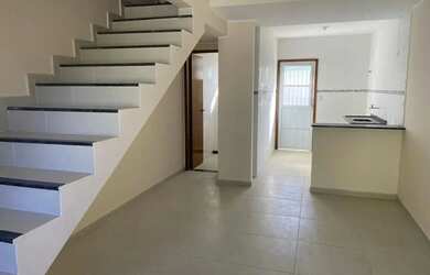 Imagem 2: Casa com 2 Quartos à Venda, 72 m² por R$ 330.000 - Itapeba - Maricá/RJ