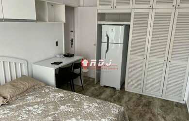 Imagem: A kitnet possui 1 Dormitório, 1 Banheiro, 1 Vaga na garagem