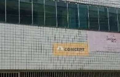 Imagem: O depósito possui 4 Vagas na garagem, 680m² de Área e está