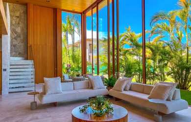 Imagem: A casa em condomínio possui 5 Dormitórios, 5 Banheiros, 4