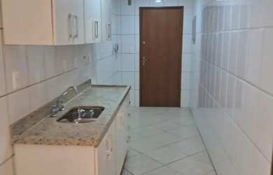 Imagem: O apartamento possui 3 Dormitórios, 2 Banheiros, 1 Vaga na