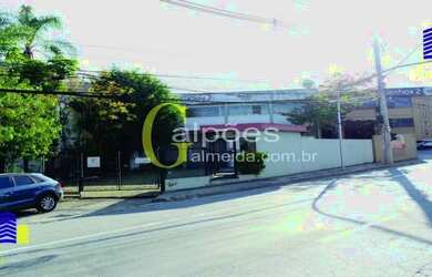 Imagem: O depósito possui 5 Vagas na garagem, 1.200m² de Área e