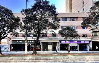 Imagem: O apartamento possui 3 Dormitórios, 2 Banheiros, 90m² de Área