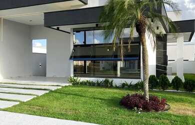 Imagem: A casa em condomínio possui 3 Dormitórios, 3 Banheiros, 2