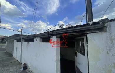 Imagem: A casa possui 2 Dormitórios, 1 Banheiro e 84m² de Área e