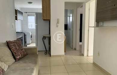 Imagem: O apartamento possui 2 Dormitórios, 1 Banheiro, 1 Vaga na garagem