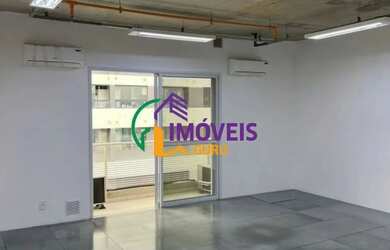 Imagem: O depósito possui 1 Vaga na garagem, 40m² de Área e está