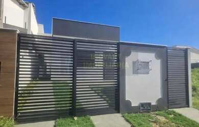 Imagem: A casa em condomínio possui 3 Dormitórios, 2 Banheiros, 2