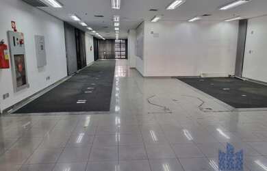 Imagem 2: Loja para Locação em São Paulo, Vila Mariana, 4 banheiros