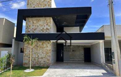 Imagem: A casa em condomínio possui 3 Dormitórios, 4 Banheiros, 4