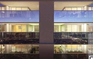 Imagem: O apartamento possui 3 Dormitórios, 5 Banheiros, 3 Vagas na