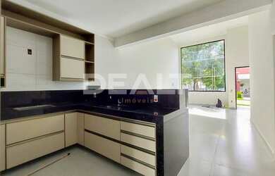 Imagem: A casa em condomínio possui 3 Dormitórios, 4 Banheiros, 4