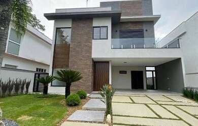 Imagem: A casa em condomínio possui 3 Dormitórios, 5 Banheiros, 4