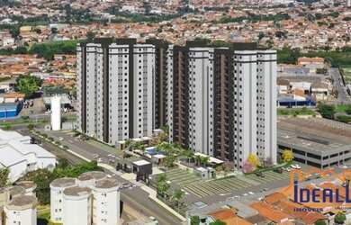 Imagem: O apartamento possui 3 Dormitórios, 1 Banheiro, 2 Vagas na