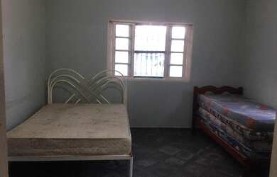 Imagem 3: Ótima casa com edícula enorme nos fundos a 600m do mar em Itanhaém-SP