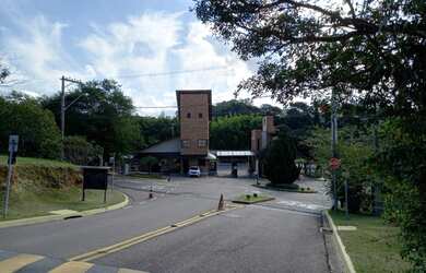 Imagem 6: Lote/Terreno para venda possui 450 metros quadrados em Vilagge Capricio - Louveira - SP