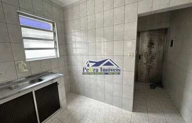 Imagem 3: Grande oportunidade Kitão com garagem e excelente localização próximo da praia e do comer