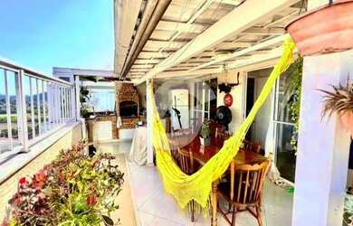 Imagem: O apartamento na cobertura possui 5 Dormitórios, 3 Banheiros