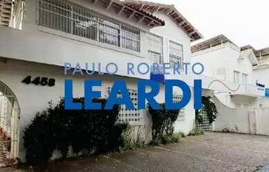 Imagem: O depósito e possui Dormitórios, Suítes, Banheiros, 5