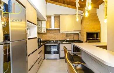 Imagem: A casa em condomínio possui 2 Dormitórios, 2 Banheiros, 5