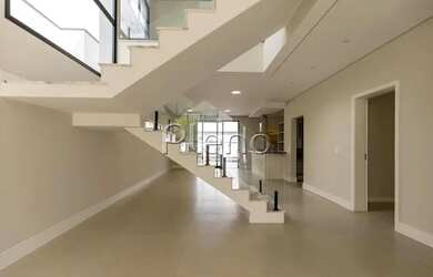 Imagem 4: Venda Casa com 310,00 metroQuadrado, 5 dormitório s , 2 vaga s . Swiss...