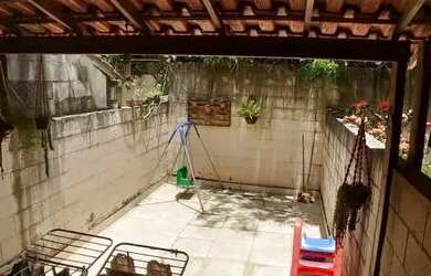 Imagem: A casa em condomínio possui 2 Dormitórios, 2 Banheiros, 1