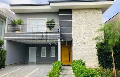 Imagem: A casa em condomínio possui 3 Dormitórios, 3 Banheiros, 4