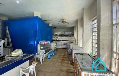 Imagem 2: 11 chalés mais ponto comercial a venda frente mar na Praia de Maranduba...